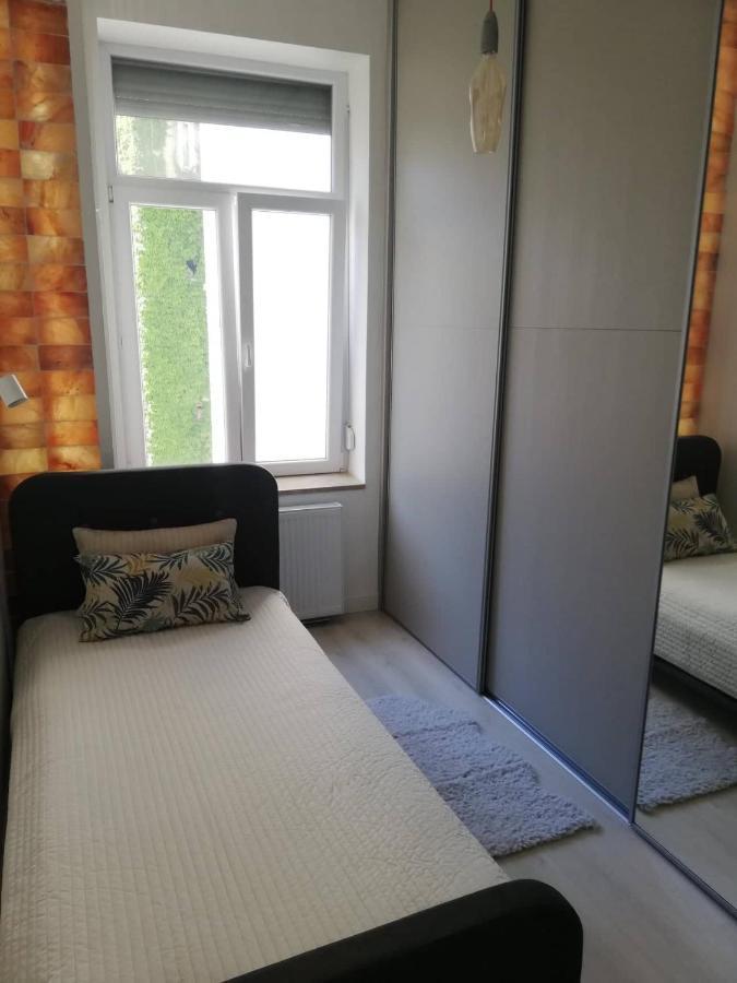 2 Bedroom Stylish Apartment In Buda Budapeşte Dış mekan fotoğraf